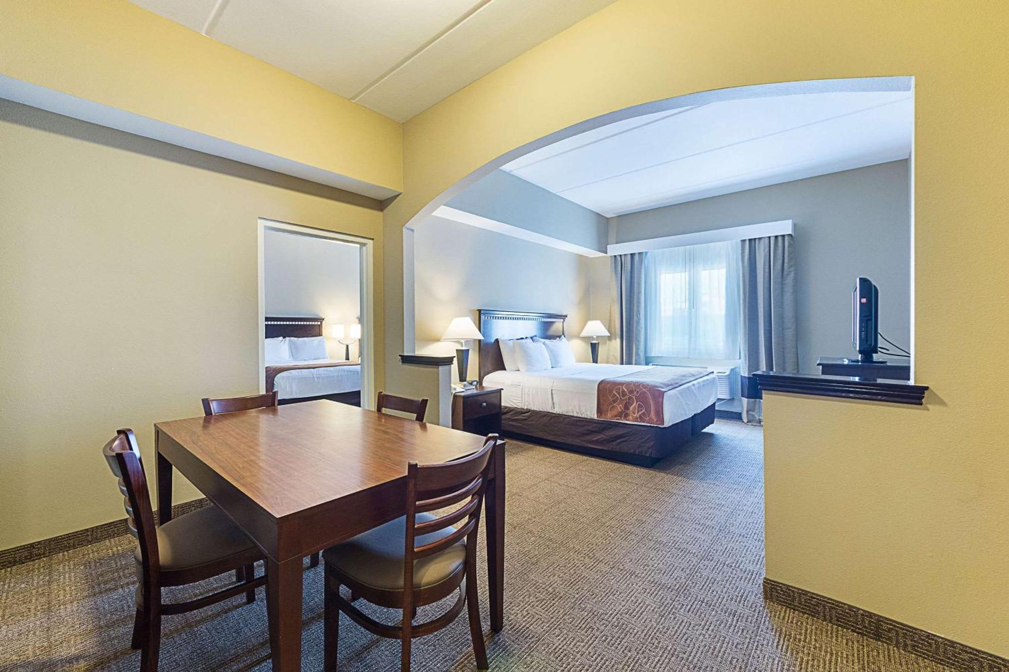 Family Suite Non-Smoking